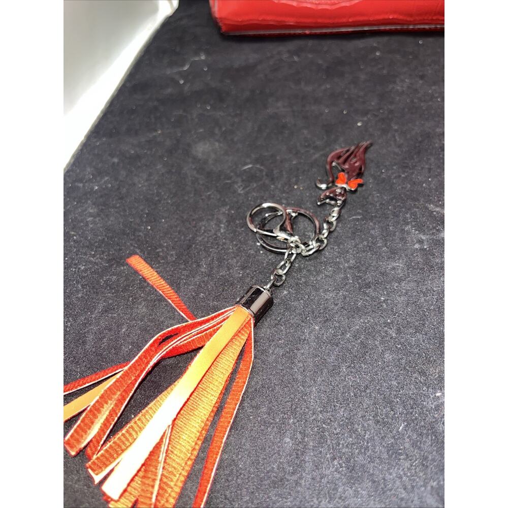 New Leza Red Satchel Bag 2 Smaller Purse Inside Zip Key Chain - Picture 3 of 9